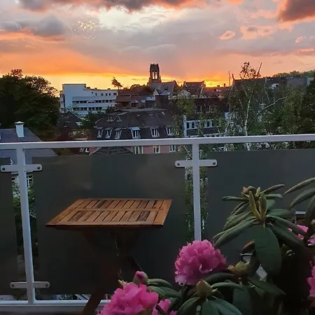 Penthouse Mit Blick Ueber Daecher Koelns Apartament *