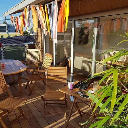 Apartament Penthouse Mit Blick Ueber Daecher Koelns Kolonia