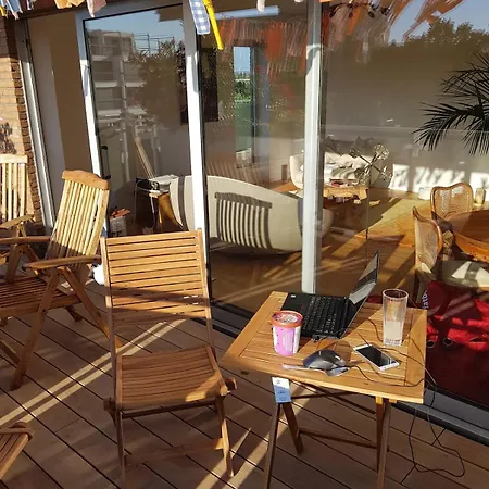 Penthouse Mit Blick Ueber Daecher Koelns Apartament *