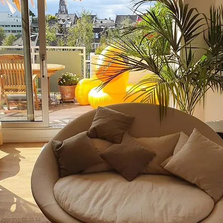Penthouse Mit Blick Ueber Daecher Koelns Apartament Kolonia